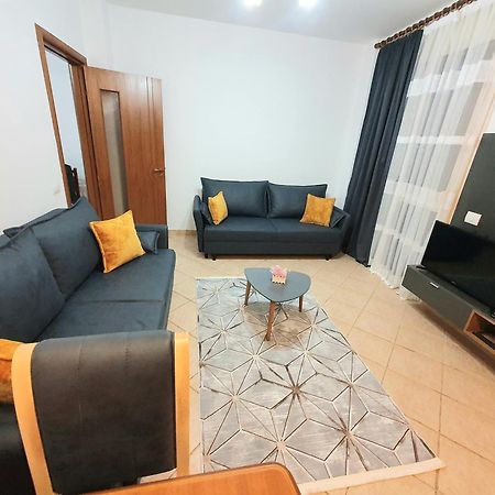 Apartment Me Qera Lungomare Vlore Medem1 Ngoại thất bức ảnh