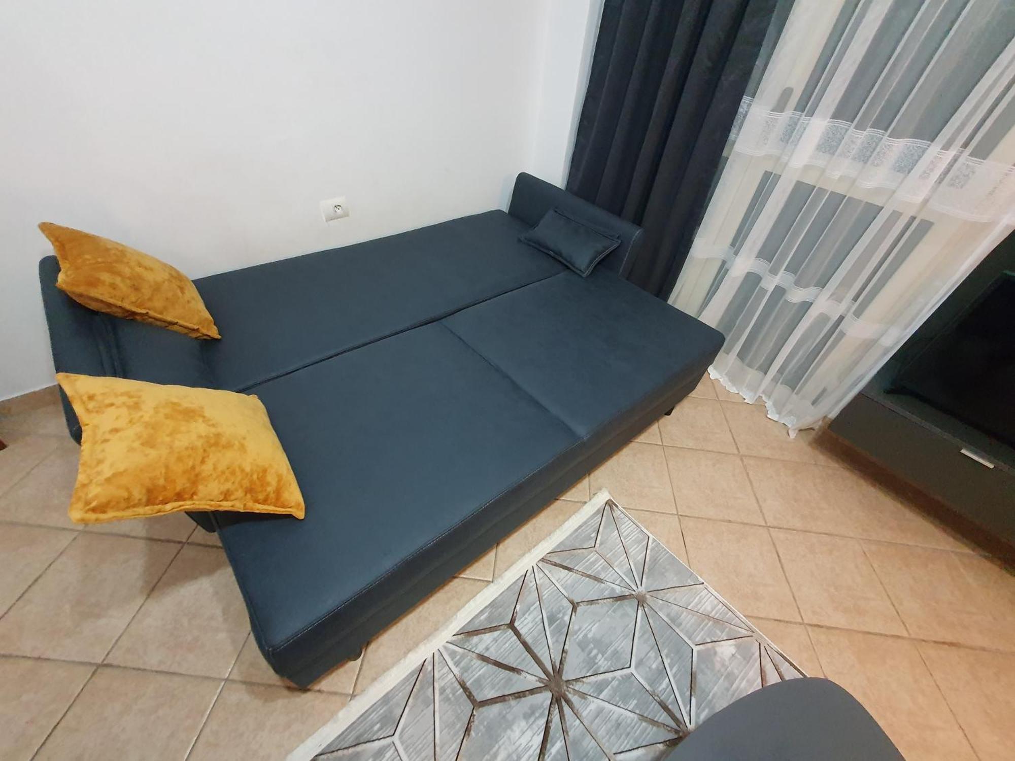 Apartment Me Qera Lungomare Vlore Medem1 Ngoại thất bức ảnh