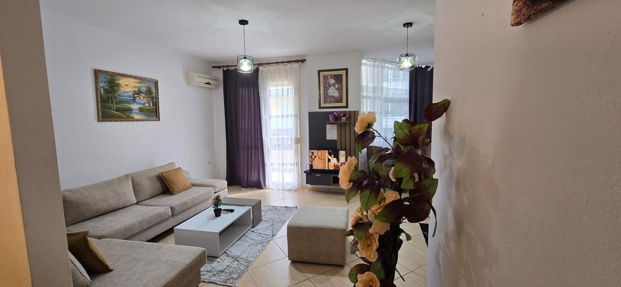 Apartment Me Qera Lungomare Vlore Medem1 Ngoại thất bức ảnh